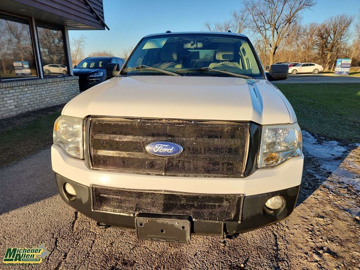 2014-ford-expedition-image-3