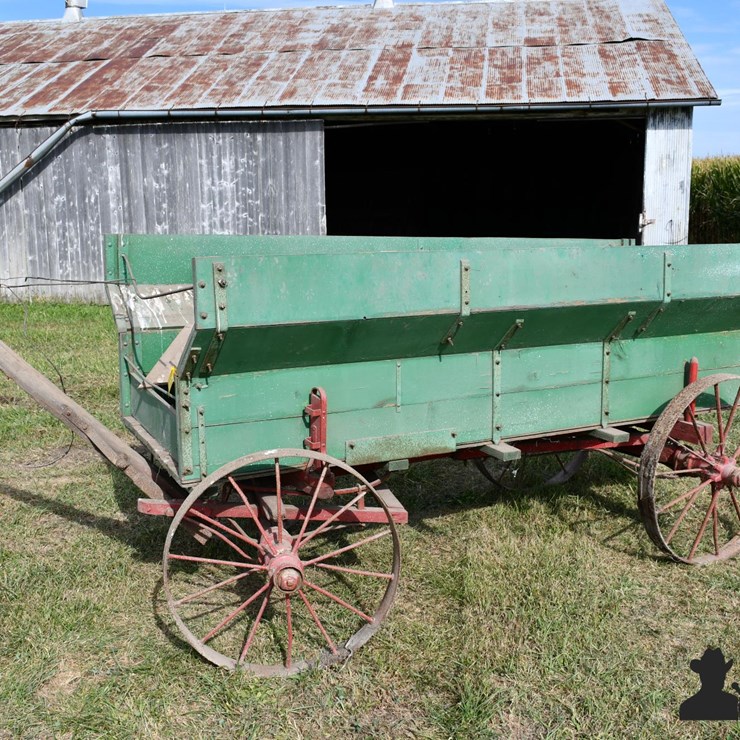 10' Wooden Wagon