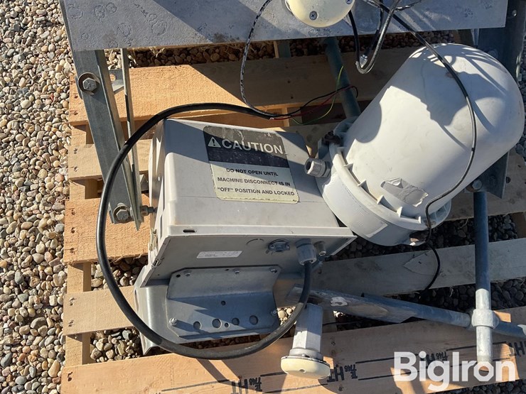 valley-gps-guidance-corner-arm-control-box-image-11