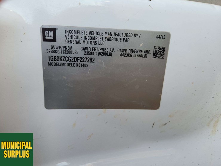 2013-chevrolet-silverado-3500hd-image-7