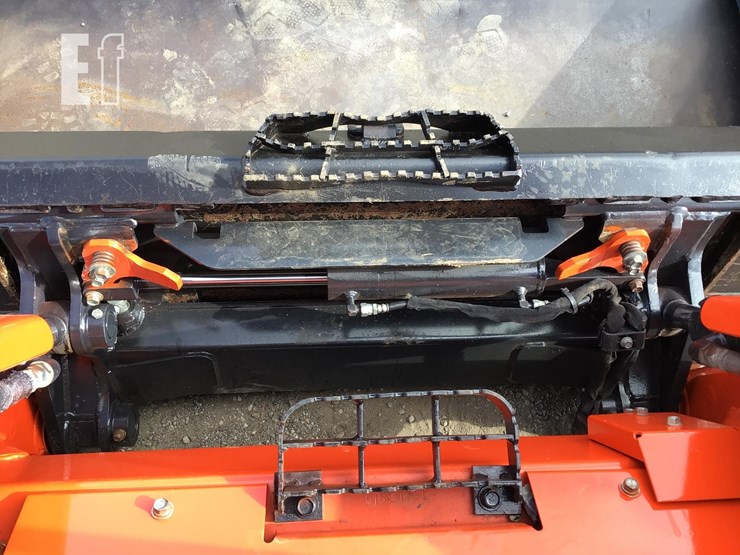 2016-kubota-svl75-2-image-11