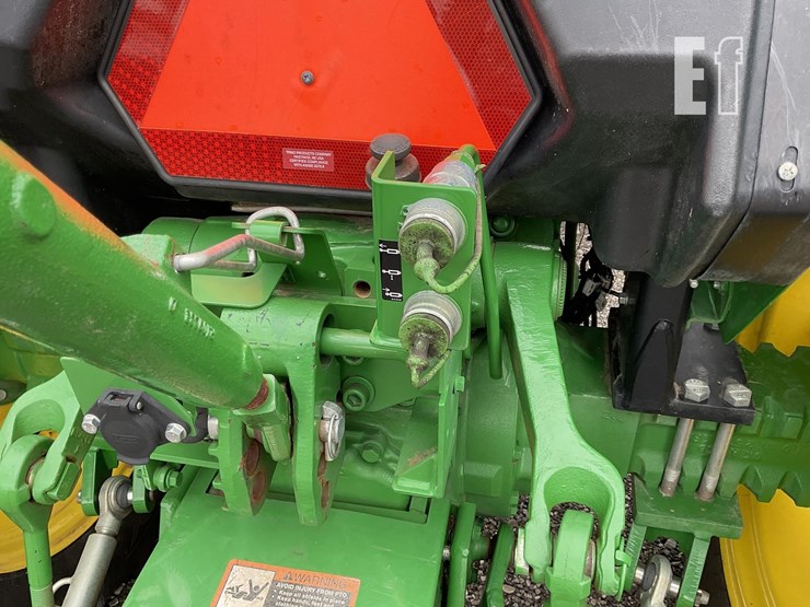 2021-john-deere-5055e-image-6