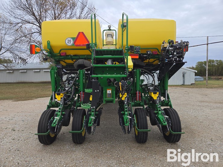 2023-john-deere-1775nt-image-6