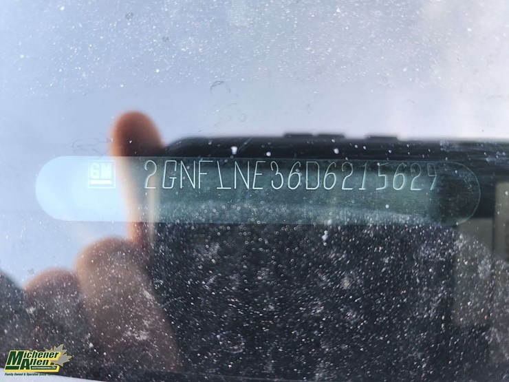 2013-chevrolet-equinox-lt-image-6