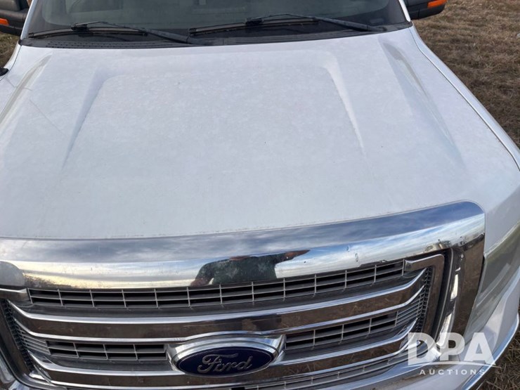 2014-ford-f150-xlt-image-13