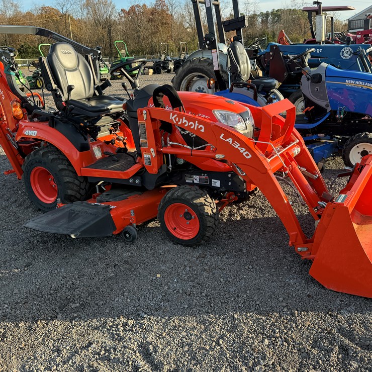 #100 • KUBOTA BX235 TRACTOR