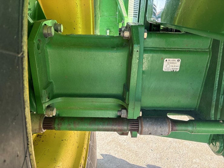 2004-john-deere-9660-sts-image-33