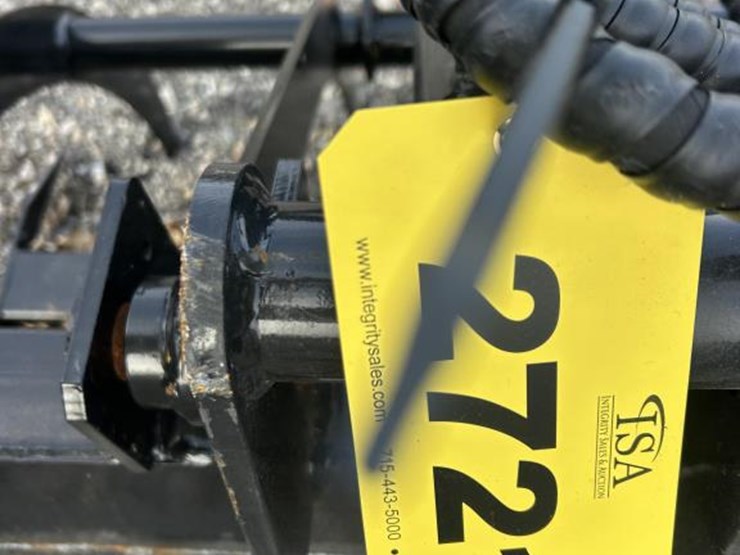 #2721-•-*unused*-mini-skid-steer-grapple-bucket-image-5
