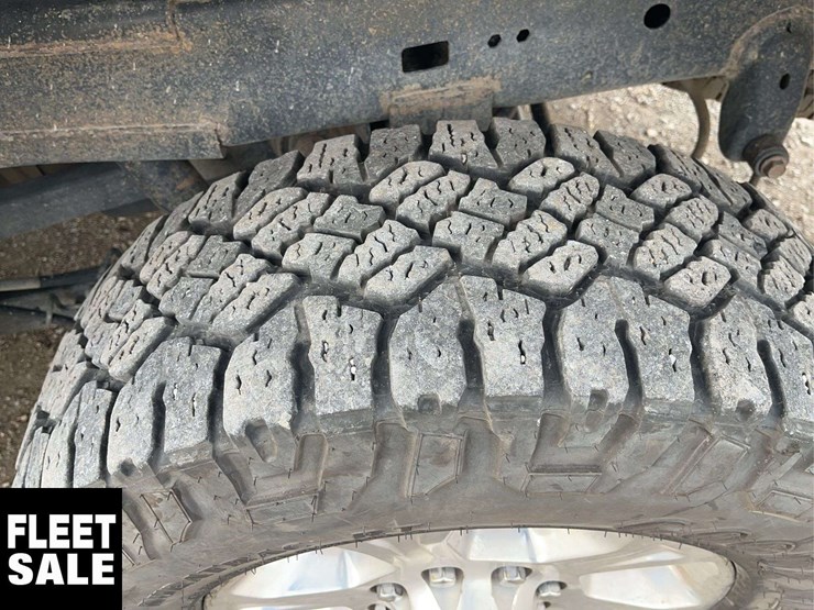 2018-dodge-2500-image-8