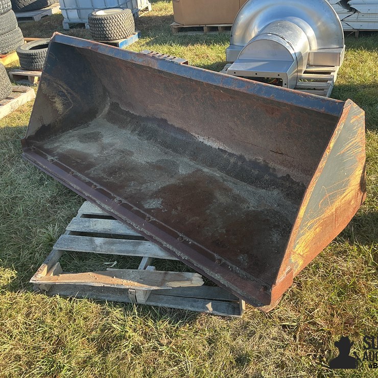 82” Material Bucket