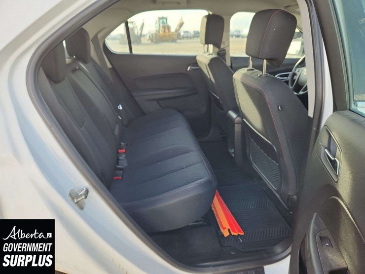 2014-chevrolet-equinox-image-28