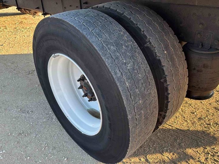 2020-international-mv607-image-17