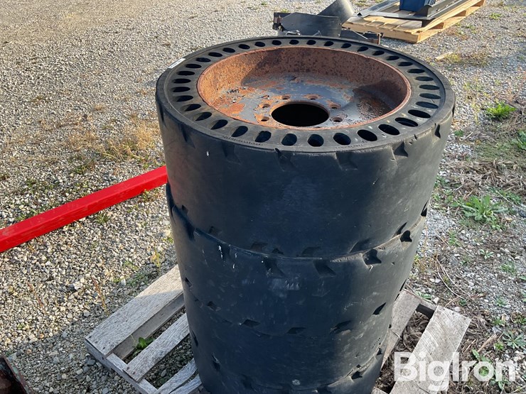 airless-rims-&-tires-for-skid-steer-image-7