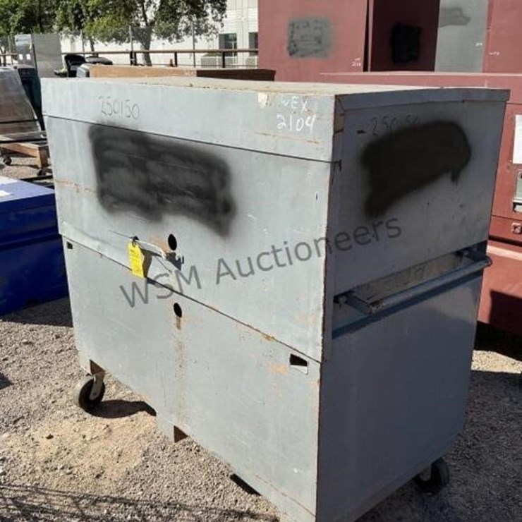 ROLLING JOBSITE TOOLBOX