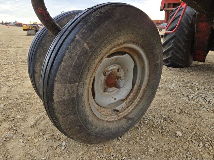 massey-ferguson-785-image-11