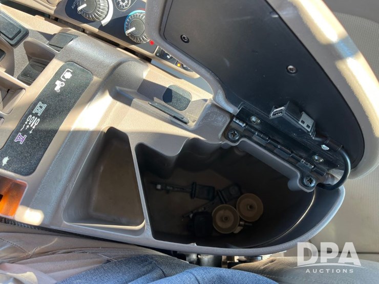 2014-john-deere-9560rt-image-67