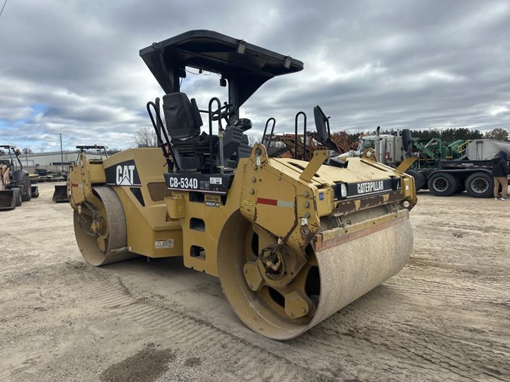 caterpillar-cb-534d-image-7