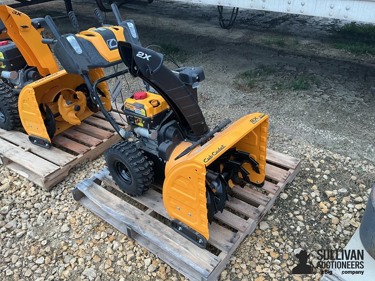 cub-cadet-2x-24ip-24”-walk-behind-snow-blower-image-3