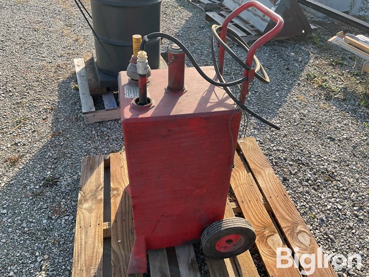 gasoline-caddy-image-8