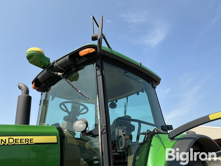 2007-john-deere-8130-image-19