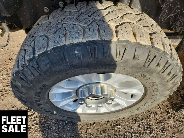 2021-ford-f250-image-28