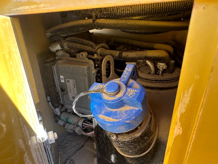 2016-caterpillar-926m-image-56