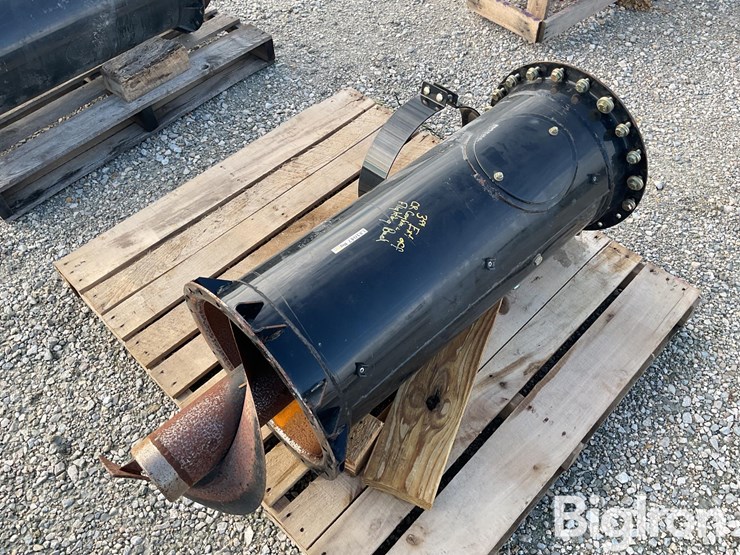 new-holland-36-image-6