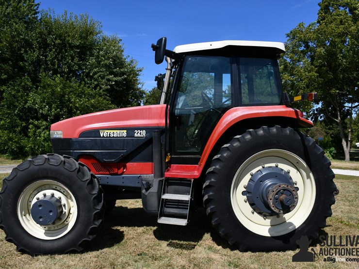 2004-buhler-versatile-2210-image-8