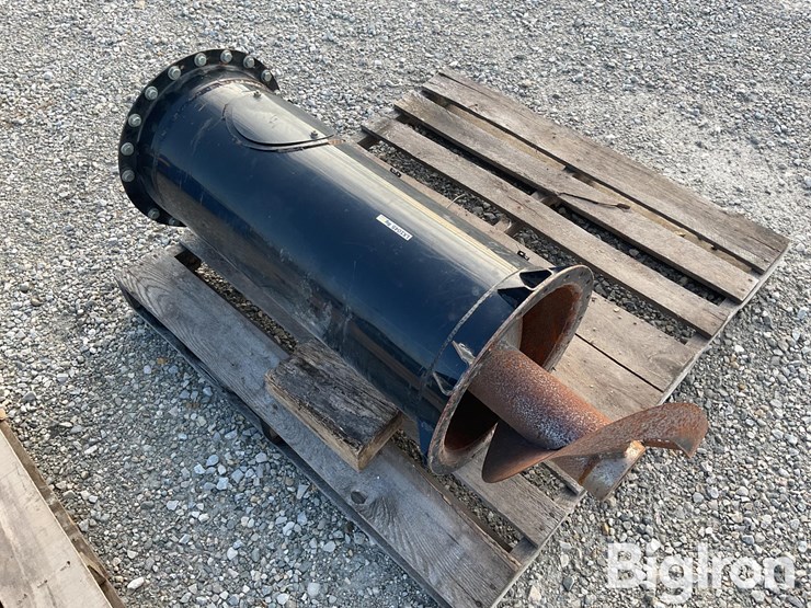 new-holland-cr-combine-unloading-auger-extension-image-4