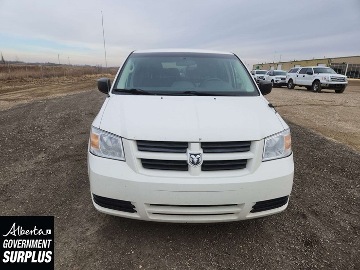 2010-dodge-grand-caravan-se-image-20
