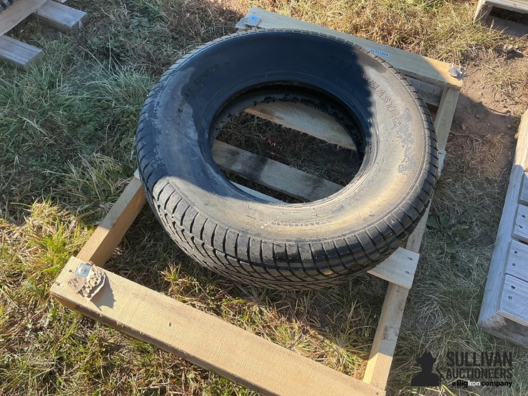 transmaster-st225/75r15-trailer-tire-image-1