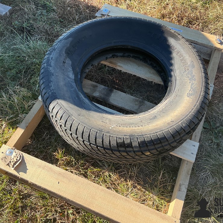 Transmaster ST225/75R15 Trailer Tire