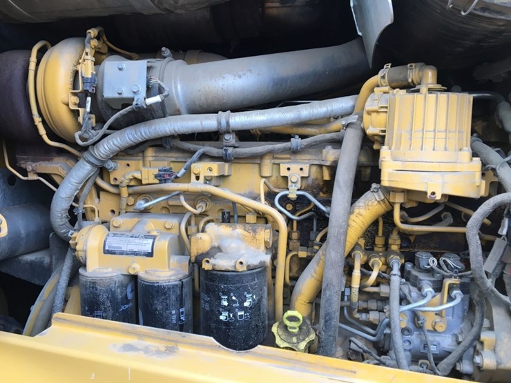 2015-deere-644k-image-9