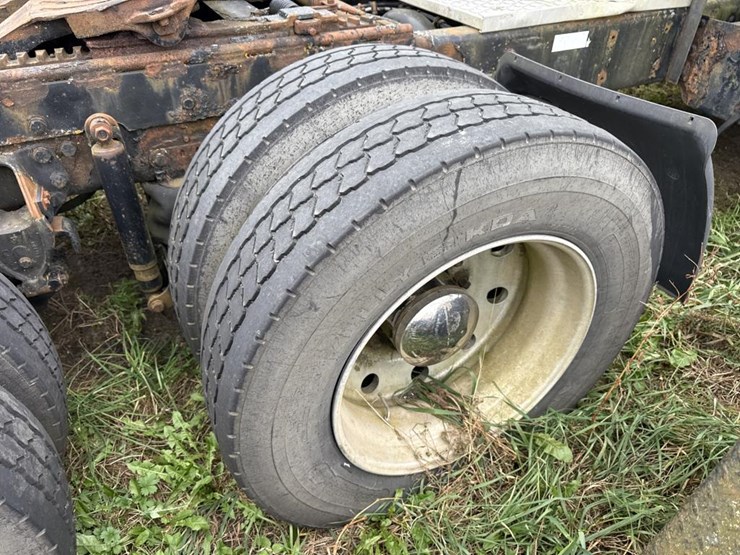 #3157-•-western-star-parts-sleeper-truck-image-36