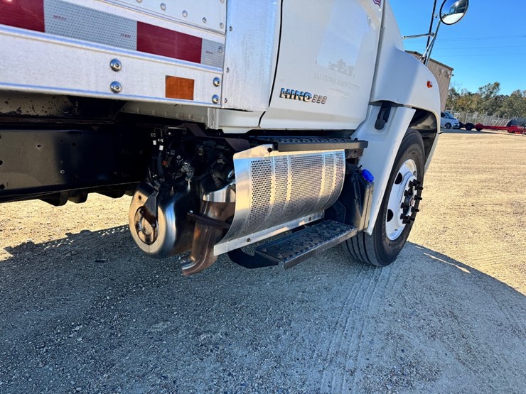 #16193-•-2016-hino-338v-van-body-truck-image-7