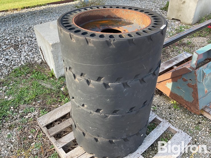 airless-rims-&-tires-for-skid-steer-image-5
