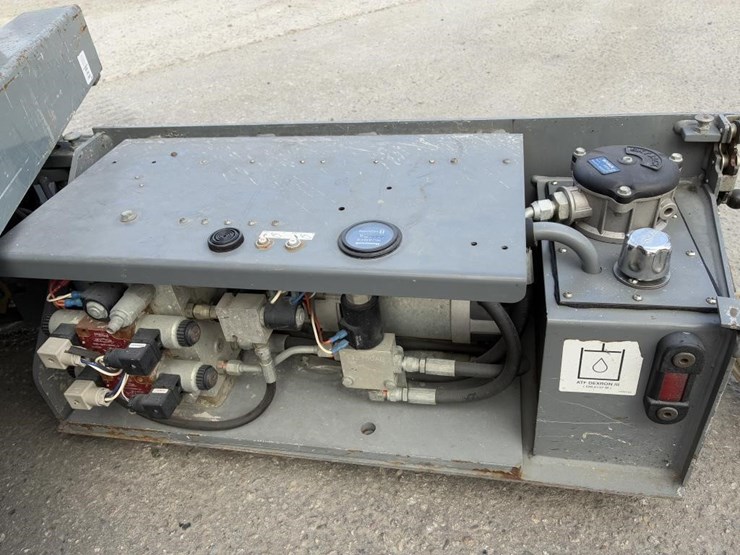 2013-skyjack-sjiii3219-image-5