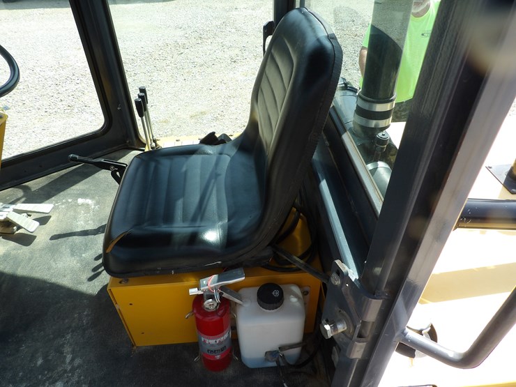 #27063-•-2016-laymor-sm-400-sweeper-/-broom-image-21