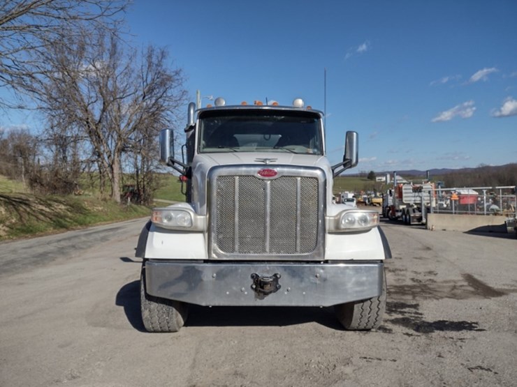 21-peterbilt-water-truck^title^-(qea-4053)-image-2