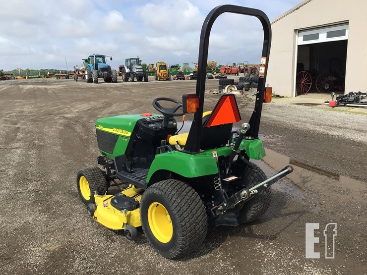 2004-john-deere-2210-image-7
