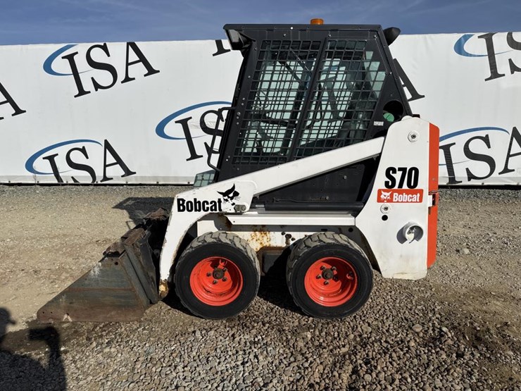 2015-bobcat-s70-image-2