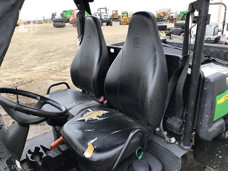 john-deere-gator-xuv-825i-image-17
