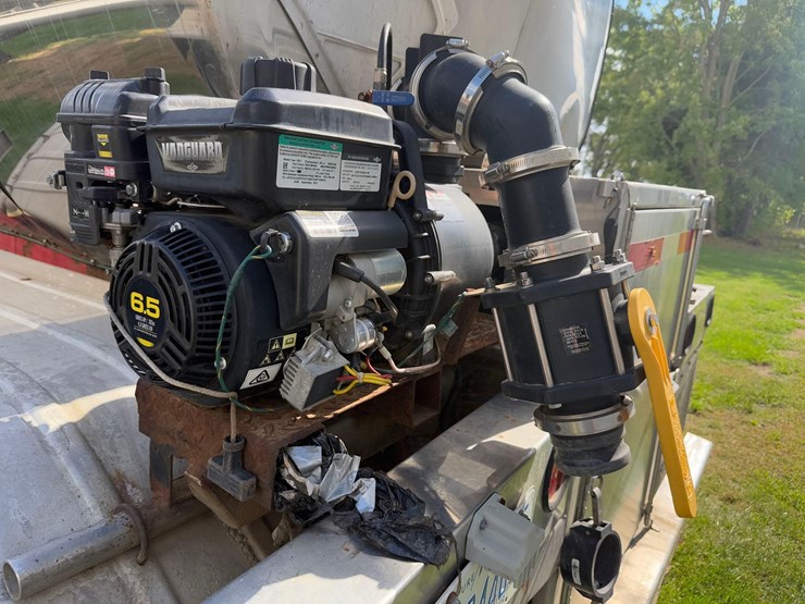 6000-tanker-trailer-image-7