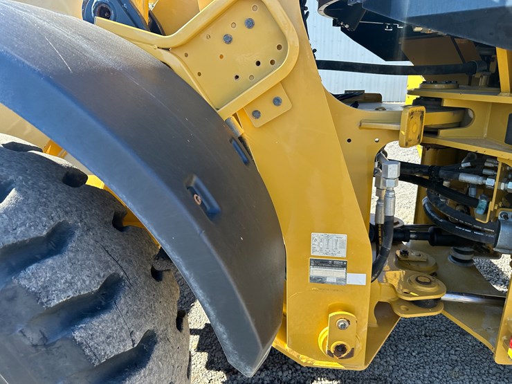 2016-caterpillar-926m-image-28