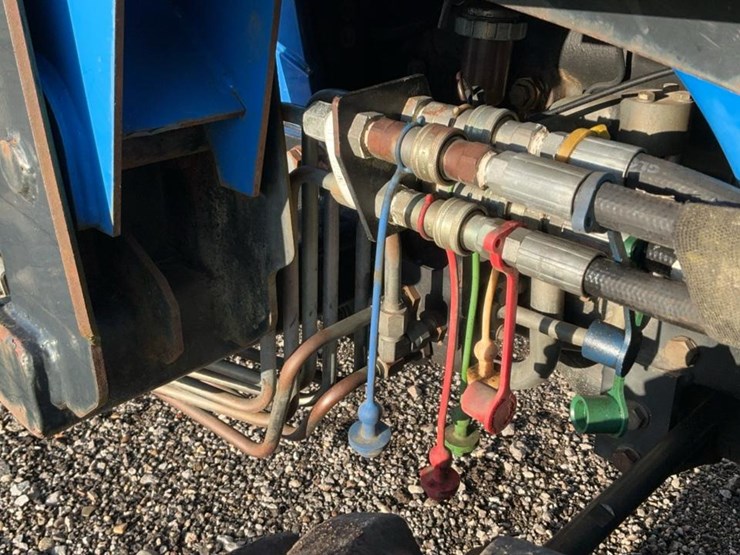 new-holland-tc29da-image-34