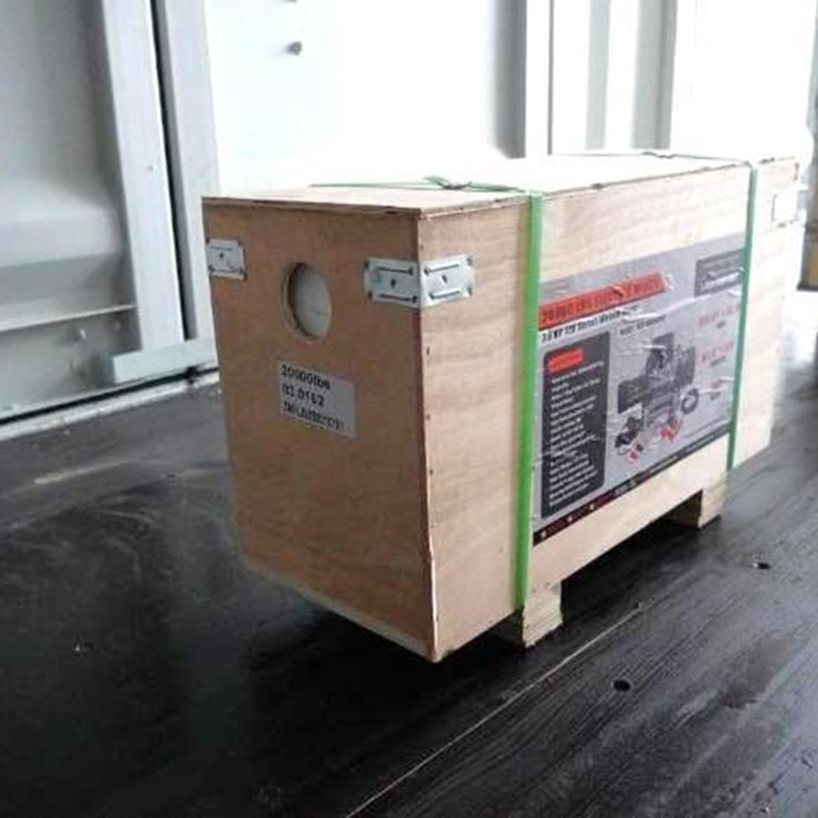 #5008 • Unused 2025 Landhonor Electric Winch