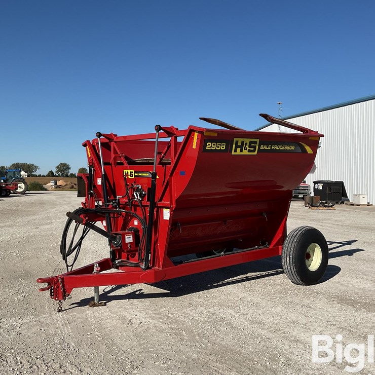 2021 H&S 2958 Bale Processor