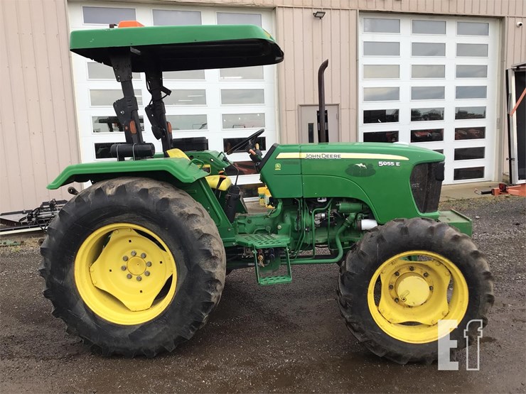 john-deere-5055e-image-3