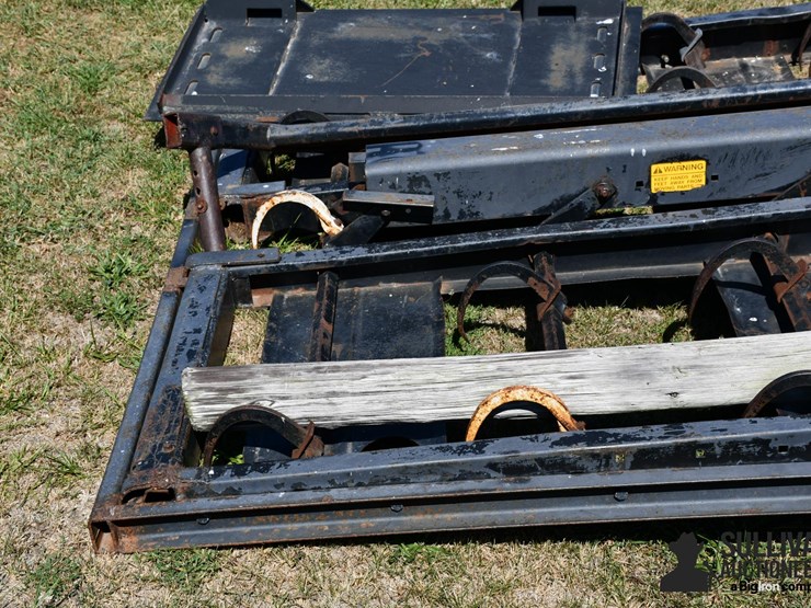 skid-mounted-hay-accumulator-image-12