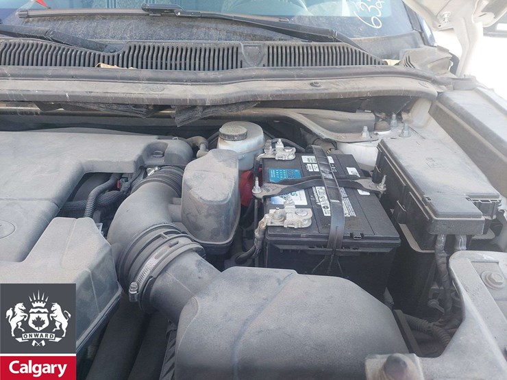 2016-ford-explorer-image-17